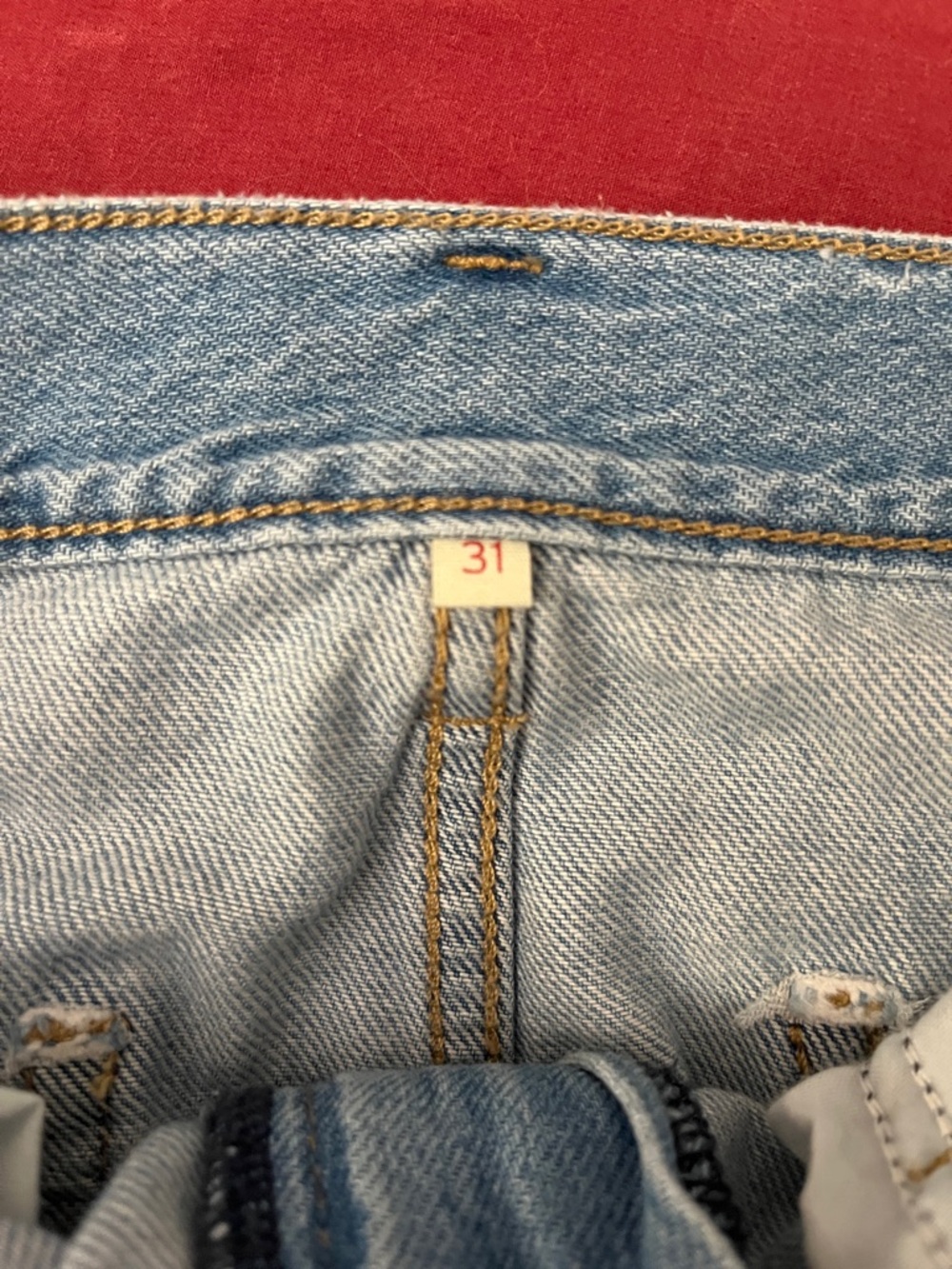 Women's Levi's Light Blue Denim Skirt with Panel Seams Size 31 - Picture 4 of 7